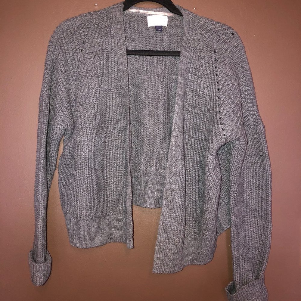 Universal Thread Gray Cropped Cardigan